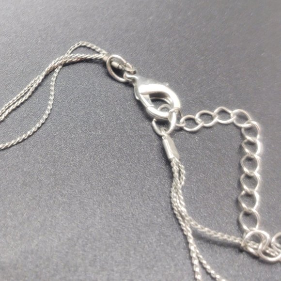 Necklace and Earring Set Green Tone Beads with Silver LNC - Picture 5 of 5